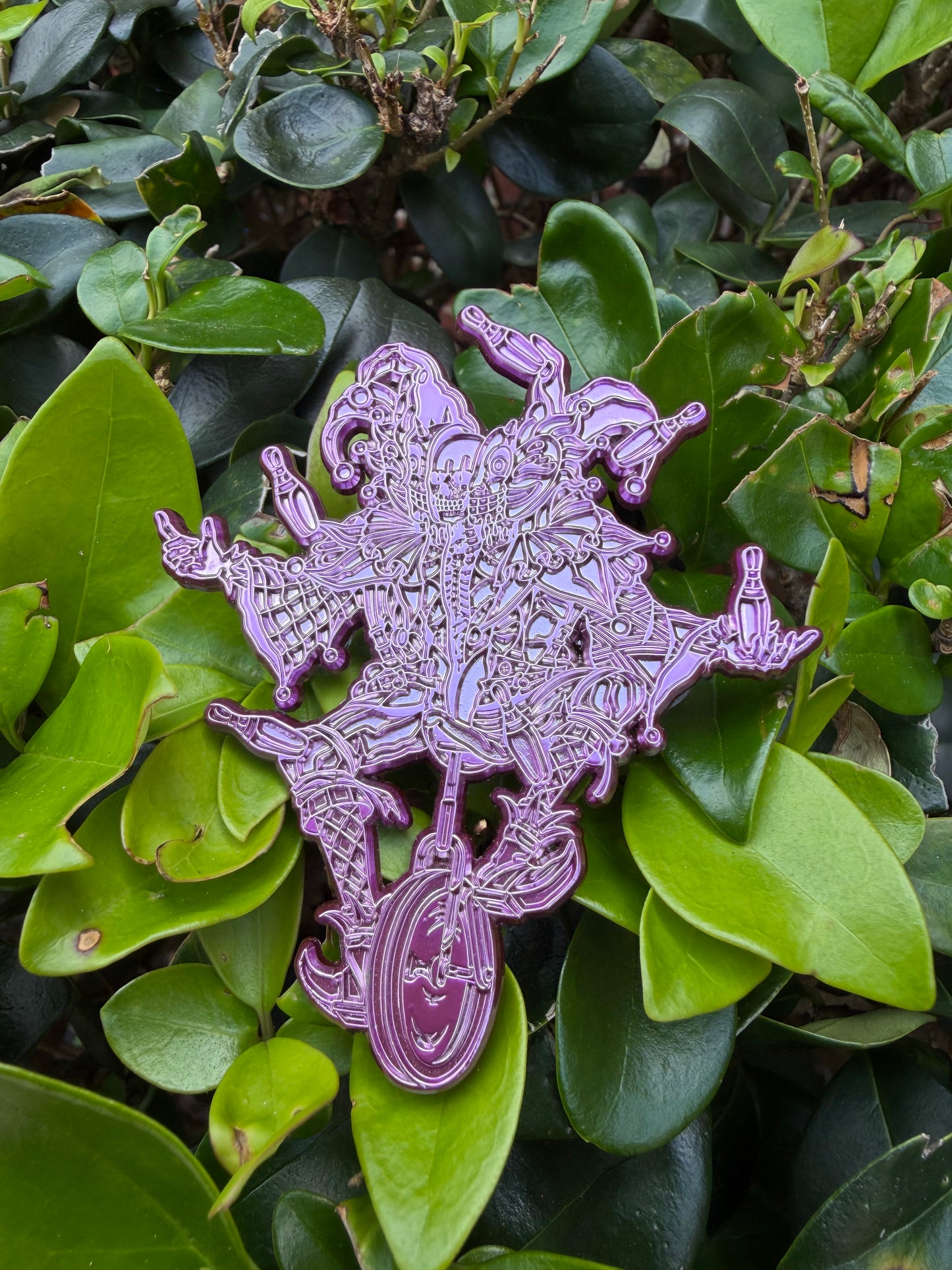 Mad Juggler Raw Pin